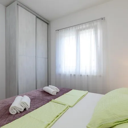 Lägenhet Apartments Lidija Matosevic *